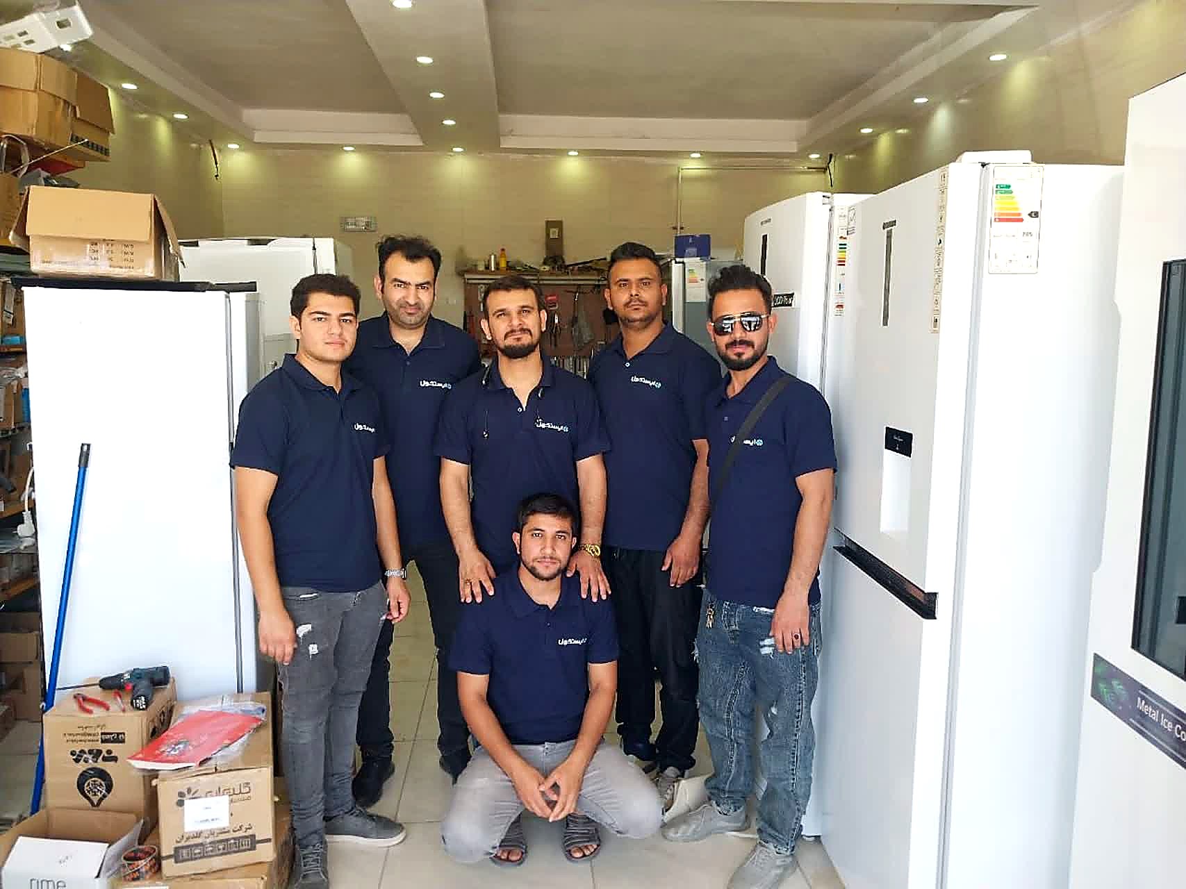 کادر فنی نمایندگی تعمیر یخچال آقای عرب در اهواز